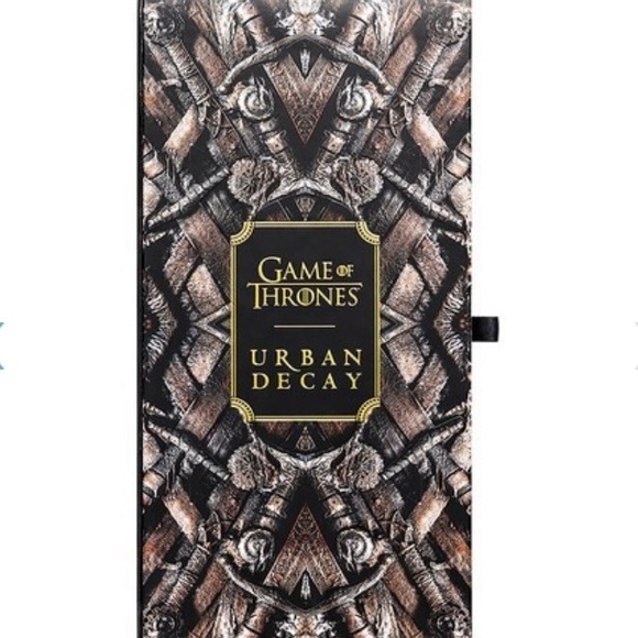 ⬇️ Urban Decay Game of Thrones Eyeshadow - Picture 3 of 7